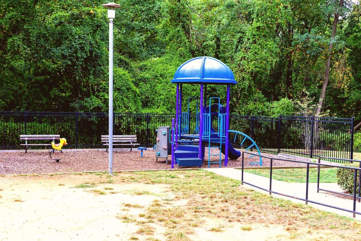 Photos and Video of Admiral Oaks in Annapolis, MD